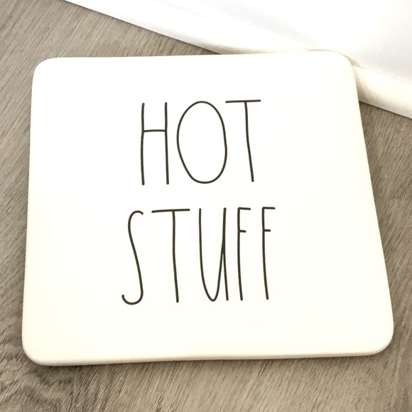 NEW Rae Dunn Ceramic HOT STUFF Plate - Picture 1 of 2